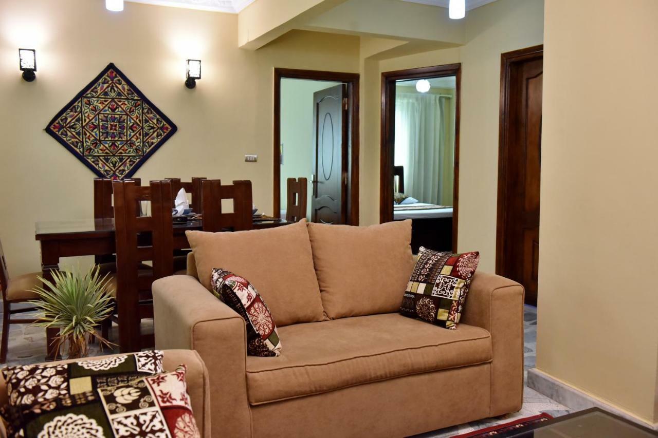 Two-Bedroom Apartment At Mohamed Farid Street Cairo Exterior foto